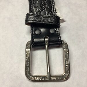 Wrangler Black Leather Belt with Silver Accents